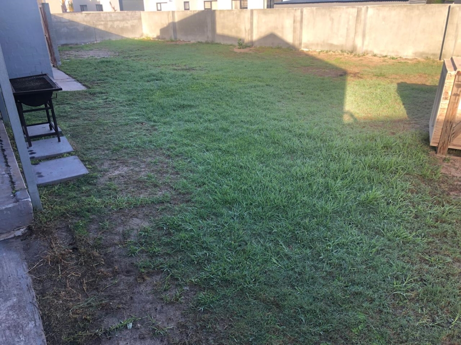 To Let 3 Bedroom Property for Rent in Country Club Western Cape